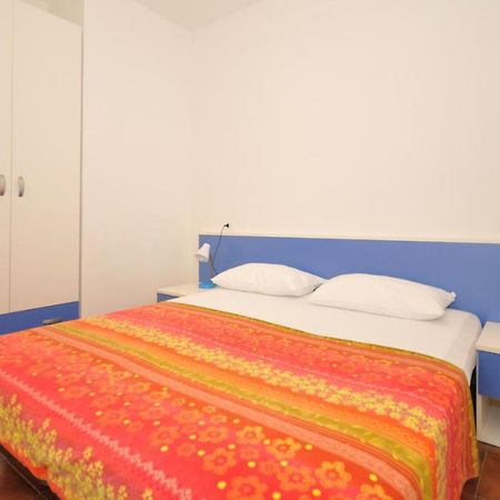 Condominio Tiziano B Бибионе Екстериор снимка